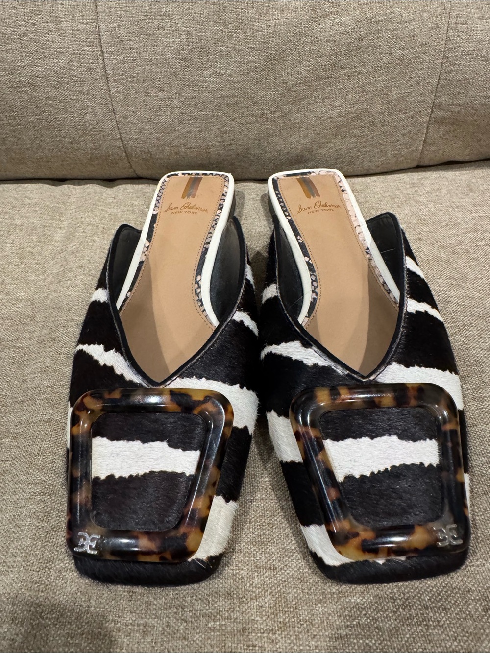 SAM EDELMAN Women’s Lavina Buckle Mules 8 NWOB - Picture 3 of 9